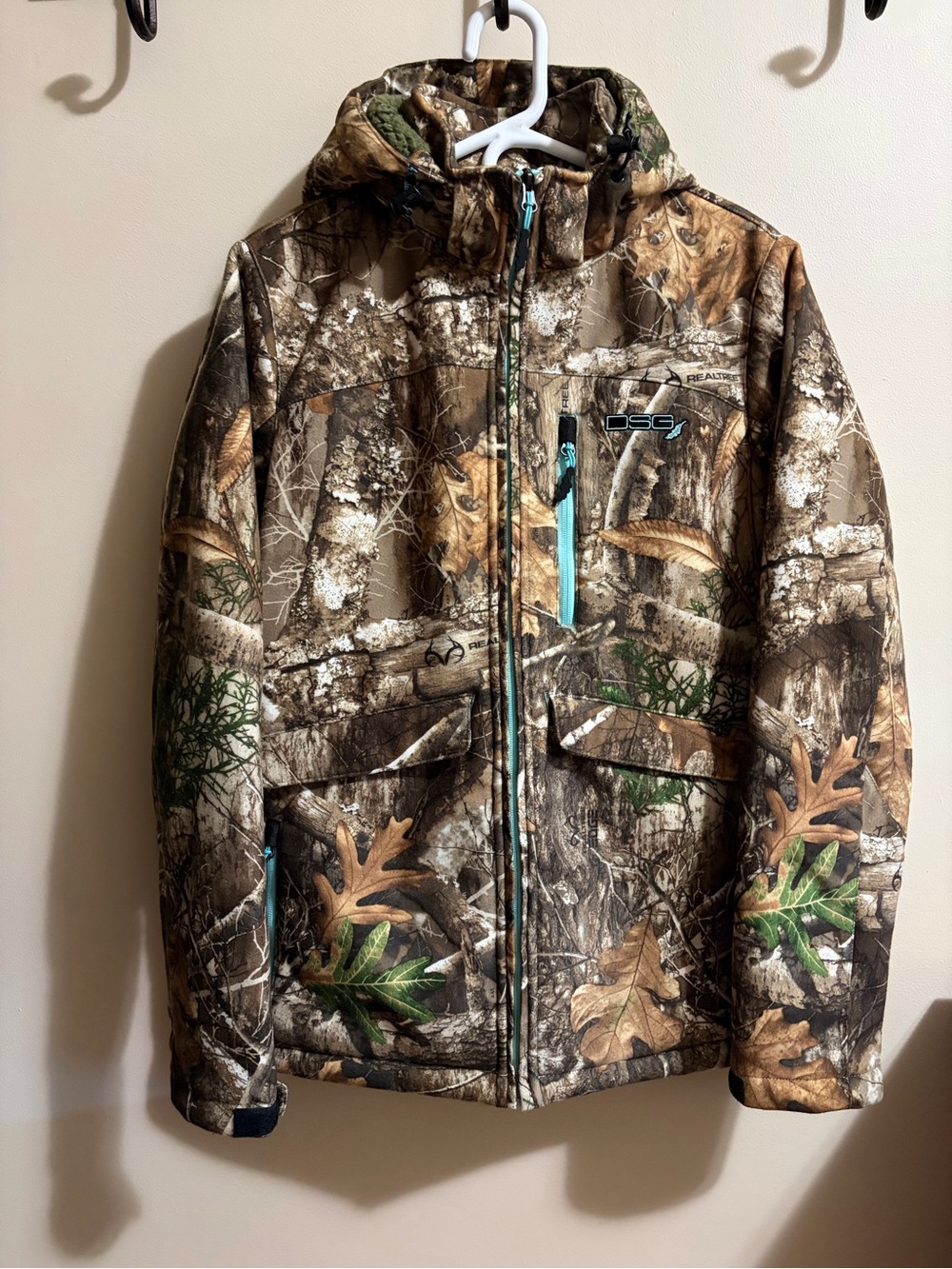 DSG Ella Camo Jacket